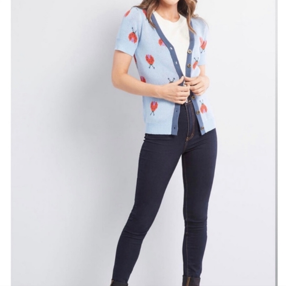 ModCloth Ladybug Knit Short Sleeve Cardigan Sweater Womens S Blue Red Artsy - Picture 1 of 9
